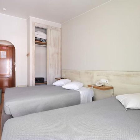 Hotel Nova Cidade Amadora Extérieur photo